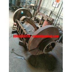 Máy băm nhựa loại lớn