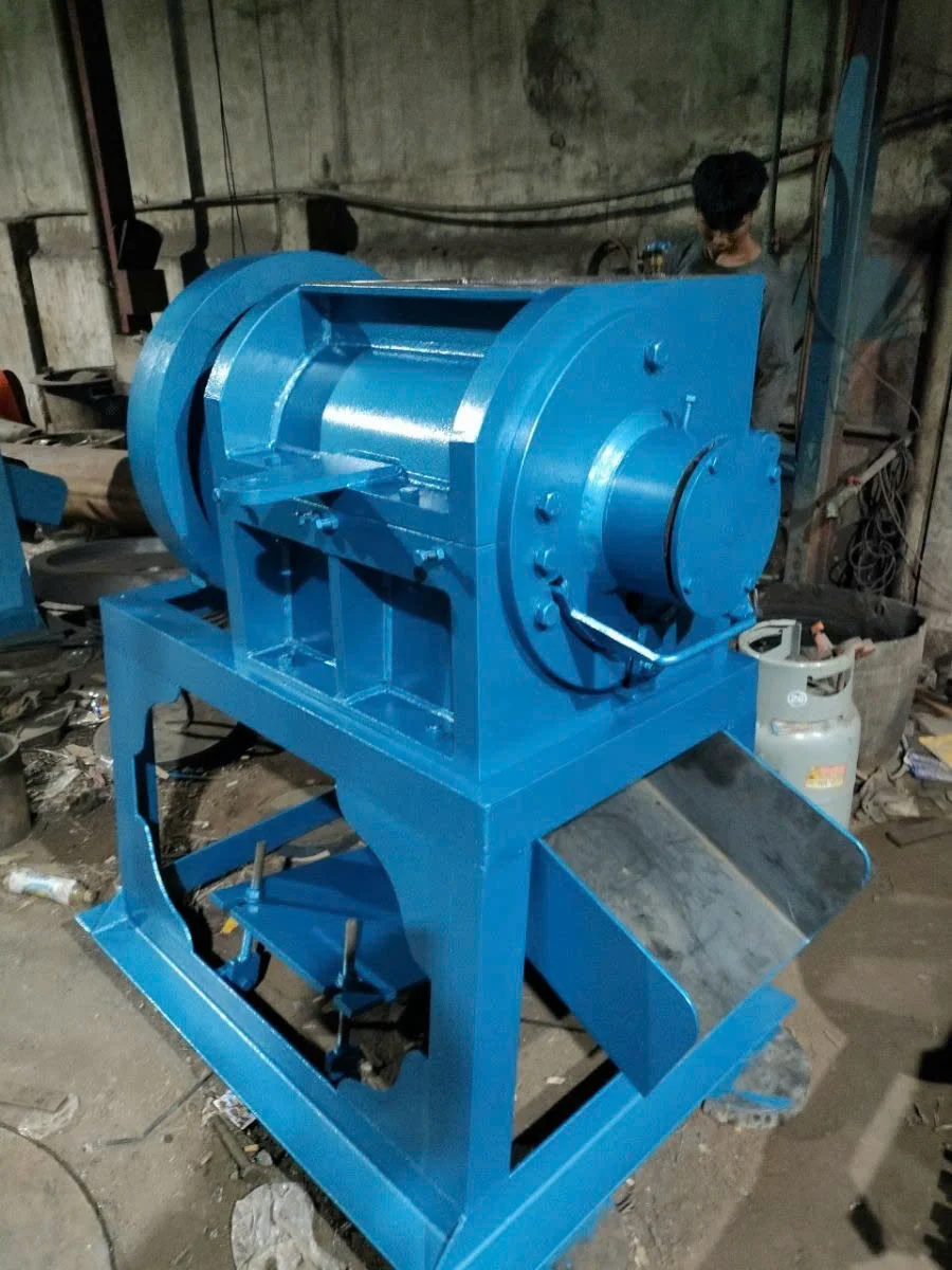 máy băm nhựa loại nhỏ