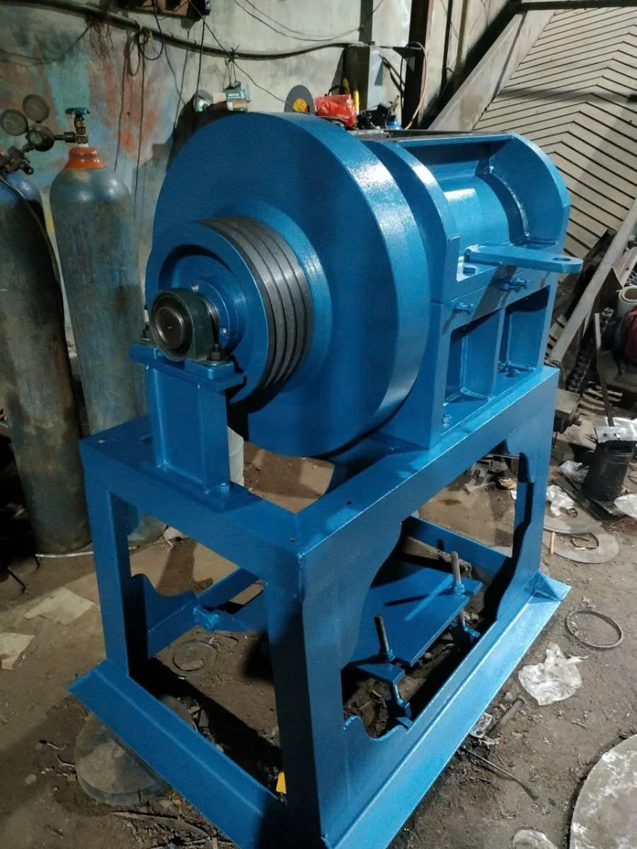 máy băm nhựa loại nhỏ