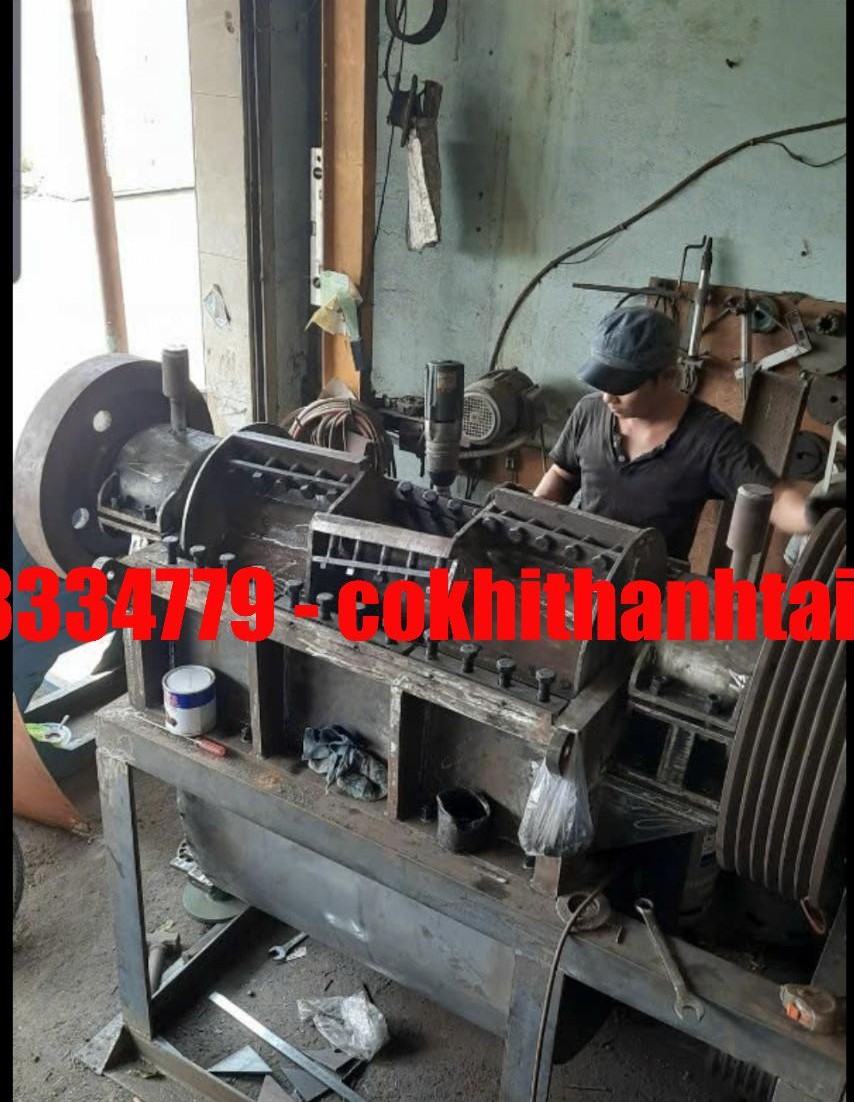 máy băm nhựa 1m2