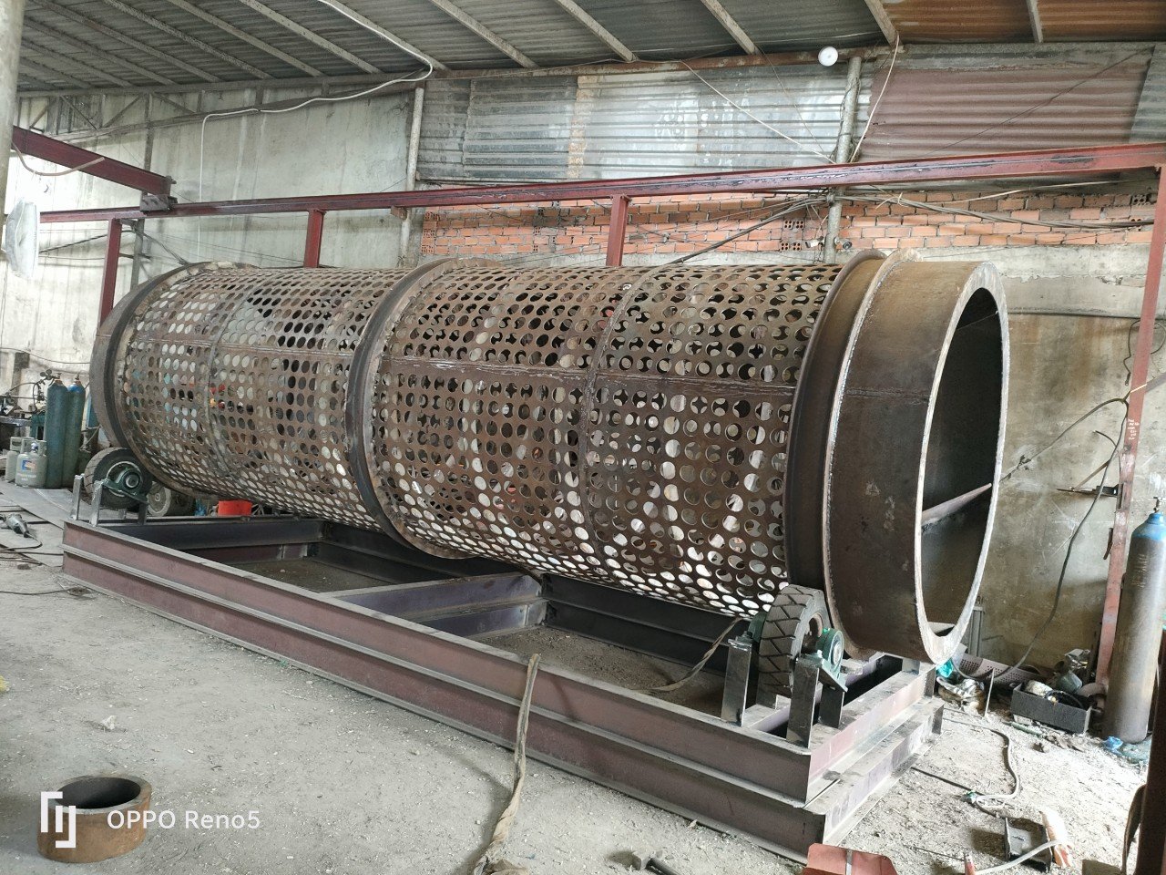 chế tạo máy xử lý rác thải công nghiệp