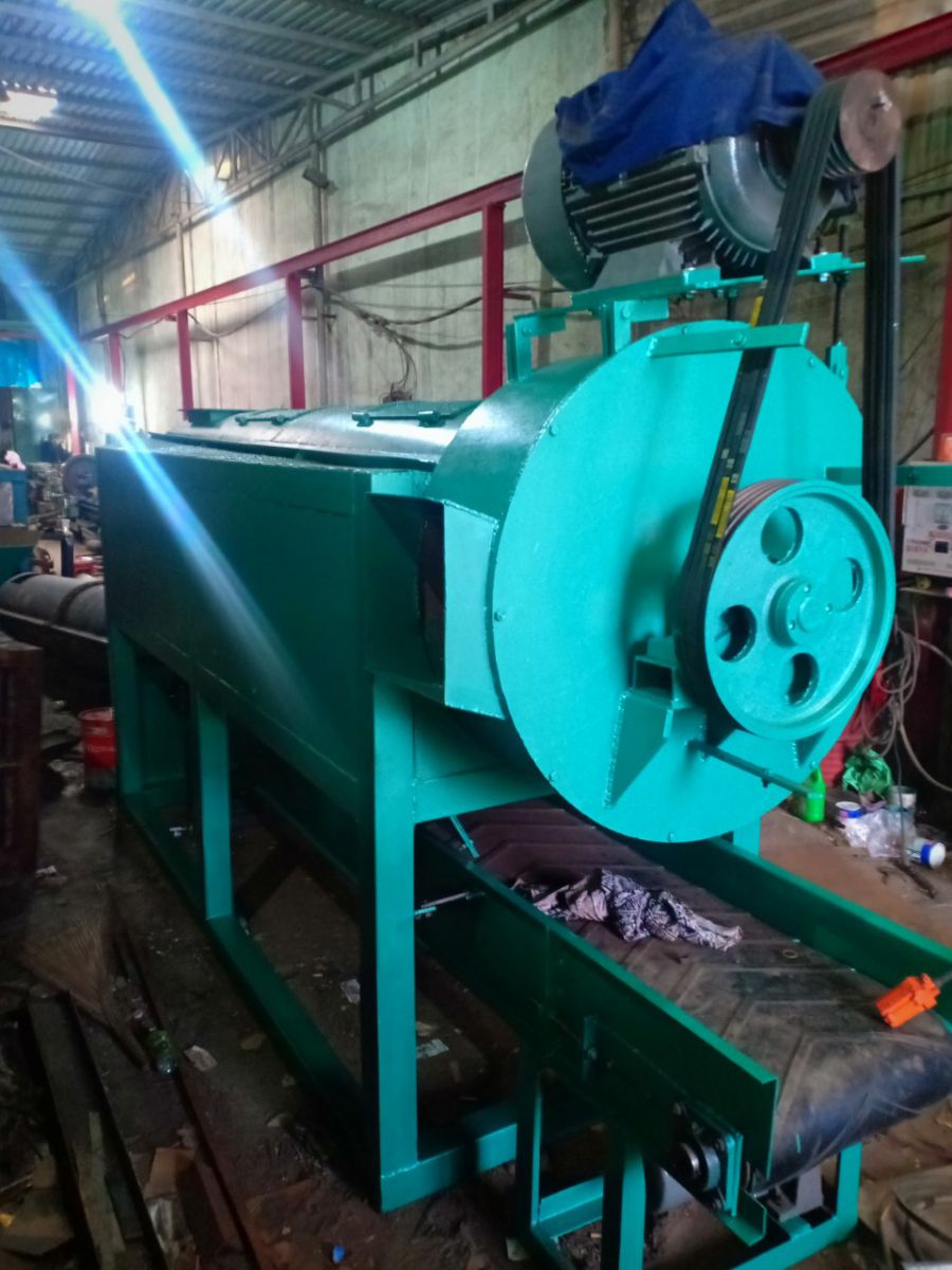 Máy tái chế rác nhựa