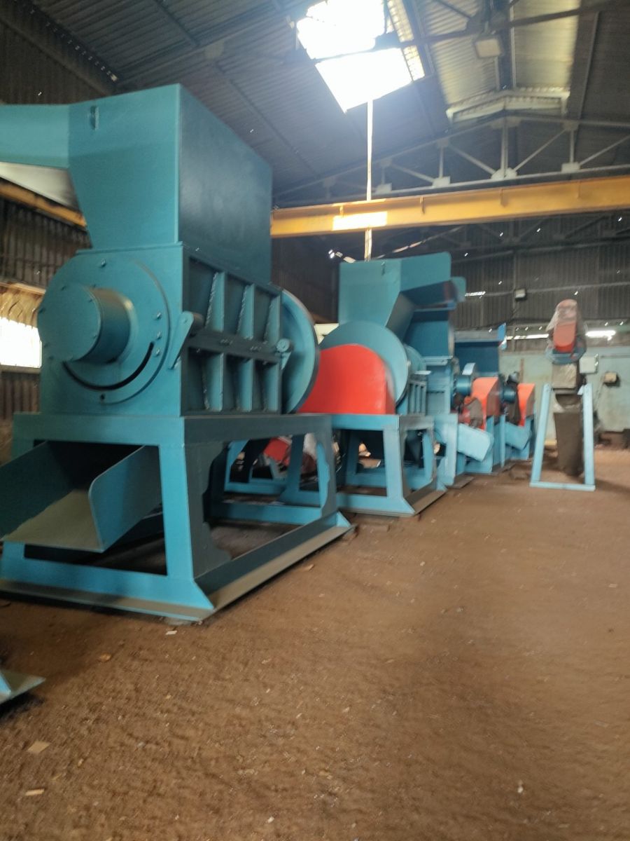 máy băm nhựa PET loại lớn
