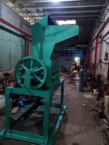 máy băm nhựa Long An