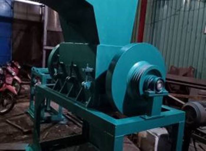 Máy băm nhựa PVC