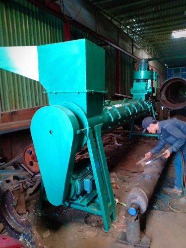 máy lột vỏ chai nhựa giá rẻ