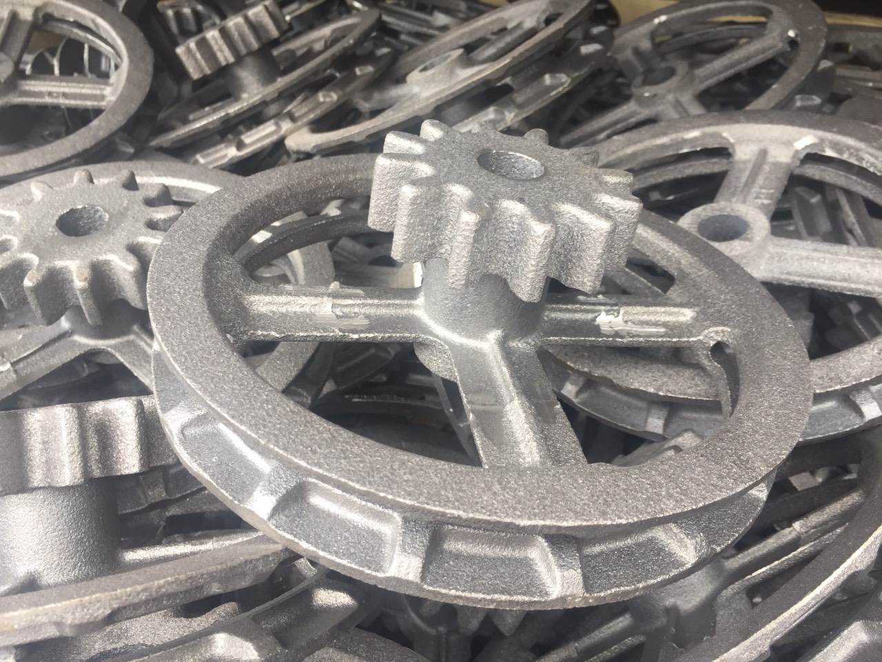 4 vật liệu gang được sử dụng trong đúc gang cơ khí